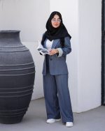 کت شلوار رسمی زنانه مدل لیندا از نمای روبرو – مناسب استایل اداری و شیک