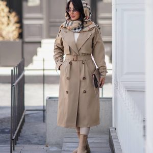 ترنج کت بارونی زنانه کرم کمربنددار بلند مناسب استایل شیک پاییزی و زمستانی